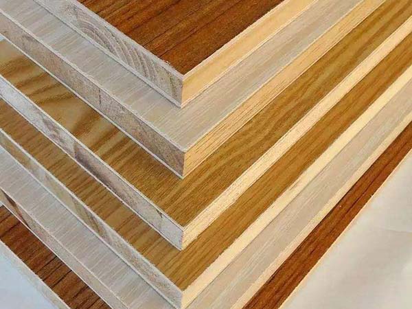 生態板中間的基材選擇什么木材比較好？